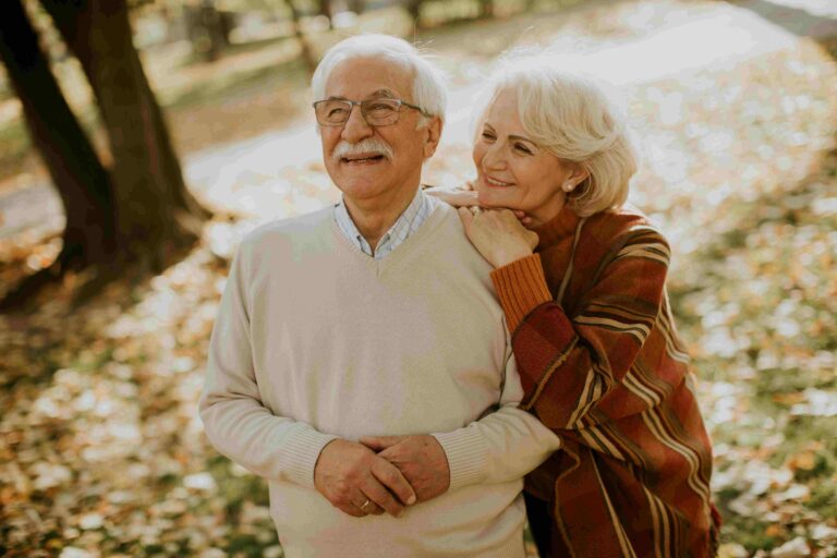 Senior Dating for Singles Over 50: Finding Love and Friendship with SeniorMatchUS